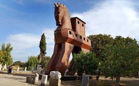 TROYA TARİHİ MİLLİ PARKI