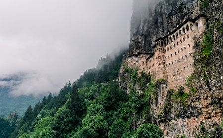 Sümela Manastırı Tatil ve Tarih Bir Arada